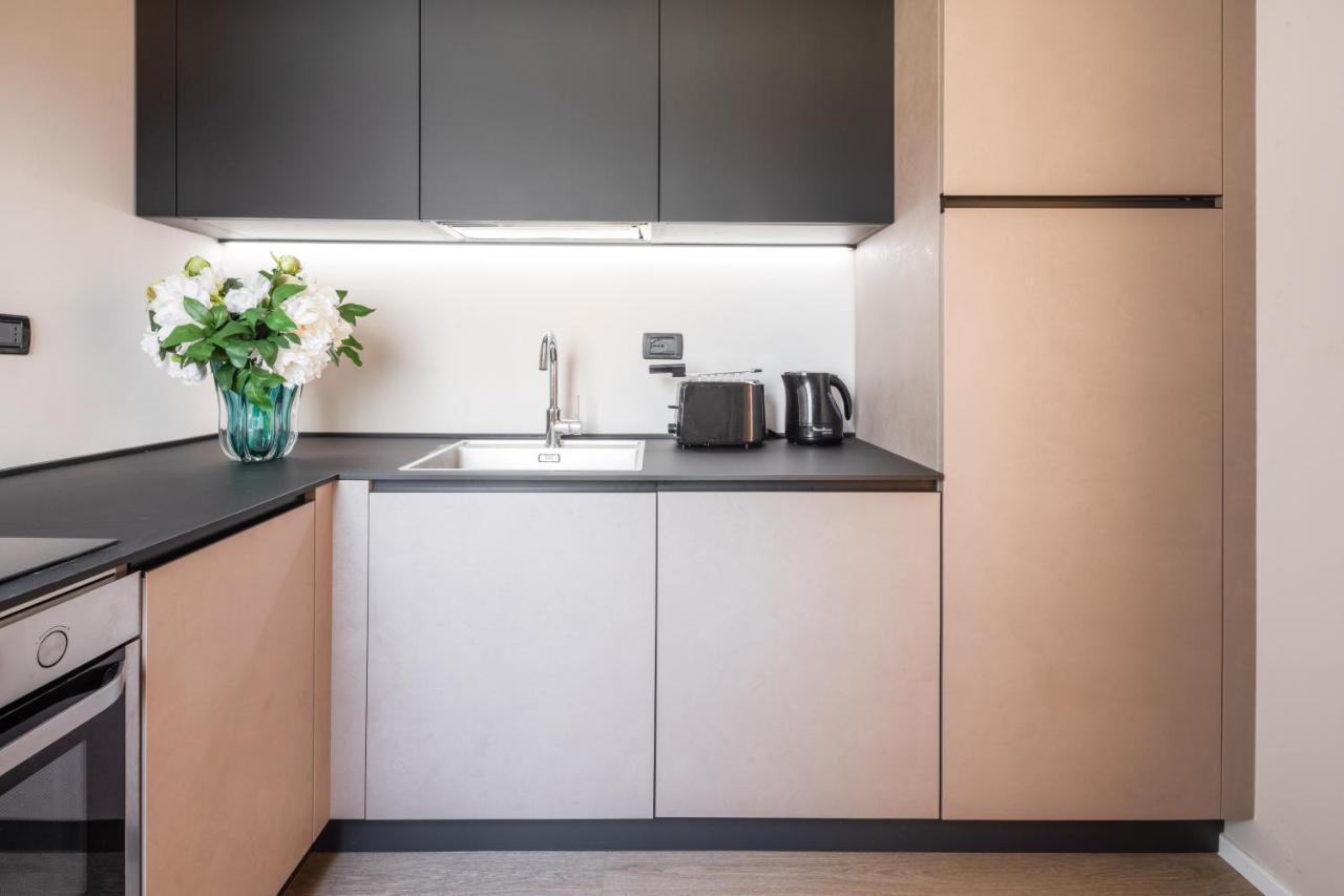Accademia Apartments R&R Венеция Экстерьер фото